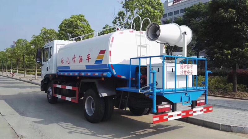 12噸(12方)東風(fēng)多利卡D9綠化灑水車價(jià)格3