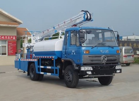 多功能灑水車——東風(fēng)高空作業(yè)灑水車2