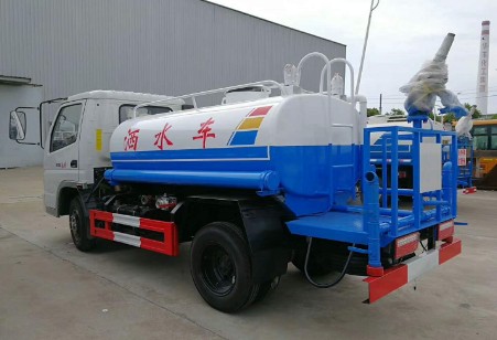 時風風順3噸藍牌灑水車圖片 時風風順3噸藍牌灑水車圖片