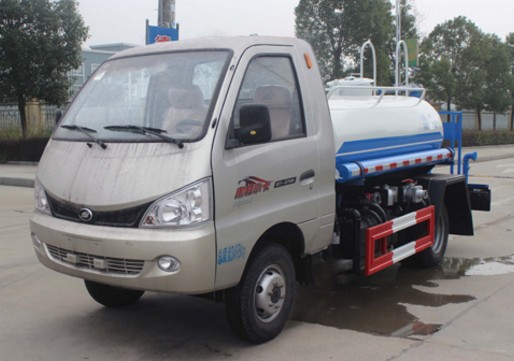 小型灑水車價格_北汽黑豹2噸小型灑水車2