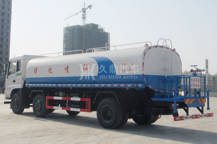 工程灑水車廠家_20噸東風特商小三軸工程灑水車2