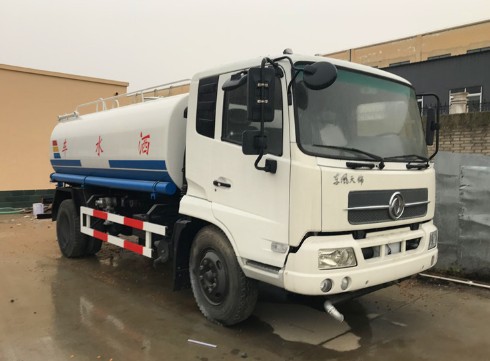 10噸灑水車價(jià)格查詢_最便宜的東風(fēng)天錦10噸綠化灑水車廠家價(jià)格4