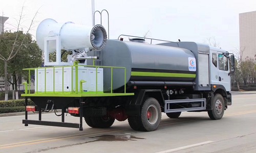 東風(fēng)多利卡D9多功能抑塵車廠家價(jià)格3