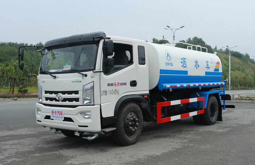 時(shí)風(fēng)10噸灑水車 時(shí)風(fēng)10噸灑水車