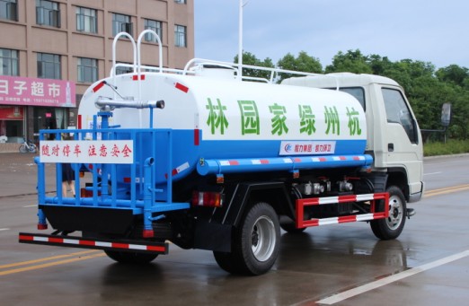 福田小卡之星3不上戶(hù)5方灑水車(chē)高清圖片 福田小卡之星3不上戶(hù)5方灑水車(chē)高清圖片