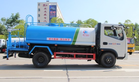 �r�L�L�5����ˮ܇����DƬ