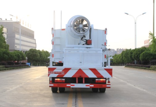 東風多利卡D9方罐抑塵車高清圖片 東風多利卡D9方罐抑塵車高清圖片