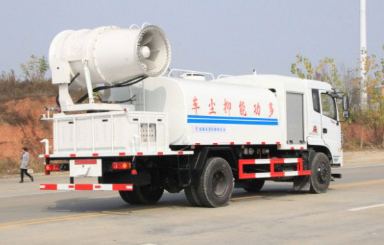 東風御虎抑塵車高清圖片 東風御虎抑塵車高清圖片