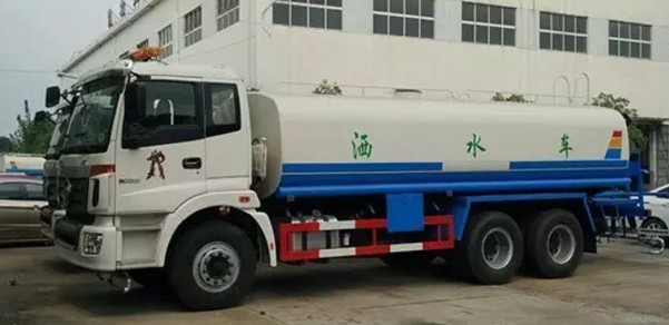 福田歐曼后雙橋?yàn)⑺噲D片 福田歐曼后雙橋?yàn)⑺噲D片