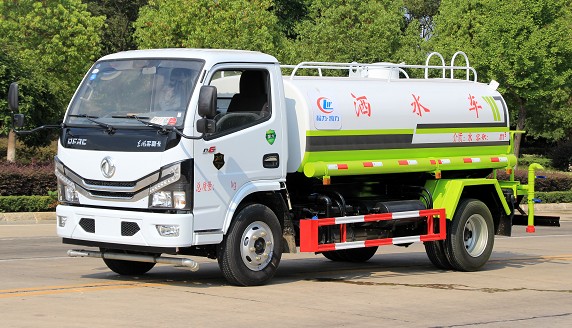 國六5噸東風(fēng)多利卡綠化灑水車廠家價(jià)格2