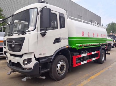 國六東風(fēng)天錦KR灑水車圖片 國六東風(fēng)天錦KR灑水車圖片