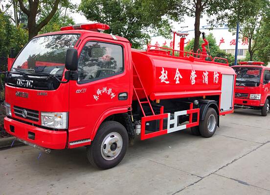 �|�LС������܇�DƬ