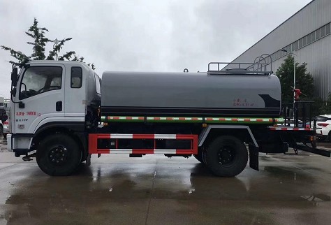 國(guó)六12方東風(fēng)專用底盤D1灑水車 國(guó)六12方東風(fēng)專用底盤D1灑水車