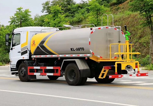 ����12���|�L(f��ng)�A��KL5��ˮ܇�DƬ