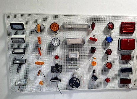 <b>܇(ch)߅_W_ʾ_܇(ch)픴A__̤߅-܇(ch)</b>