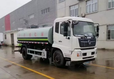 ��(gu��)��15���|�L(f��ng)���\��ˮ܇�DƬ