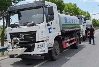 ��(gu��)���|�L(f��ng)�A��12����ˮ܇(ch��)�DƬ