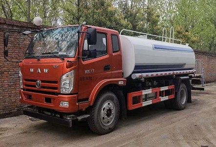 �w���W�Y����13����ˮ܇�෽λ�DƬ