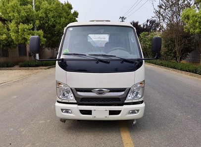 �{��С��3����ˮ܇�DƬ