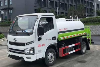 �����{��2.5���S�M���\S80��ˮ܇�DƬ