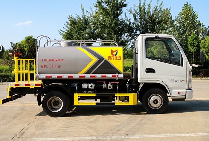 �����{�ƞ�ˮ܇�DƬ