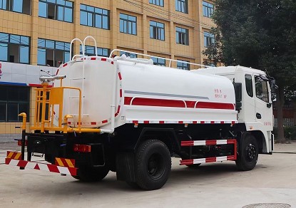 ����12���|�L�\��V6��ˮ܇�DƬ