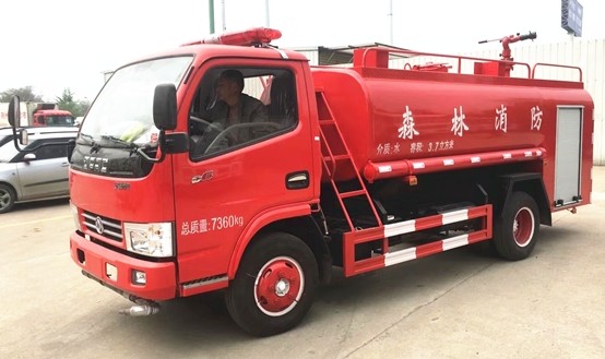 消防灑水車(chē)圖片 消防灑水車(chē)圖片