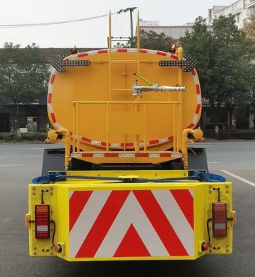 ��(gu��)��12���|�L(f��ng)������D9��ˮ܇(ch��)����ײ���_܇(ch��)