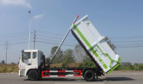 �����|�L(f��ng)�\��ǰ피��L(zh��ng)�͌�(du��)������܇