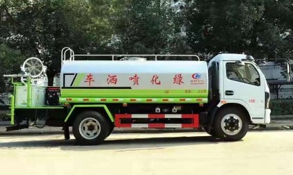 東風(fēng)福瑞卡10噸灑水車(chē)圖片 東風(fēng)福瑞卡10噸灑水車(chē)圖片