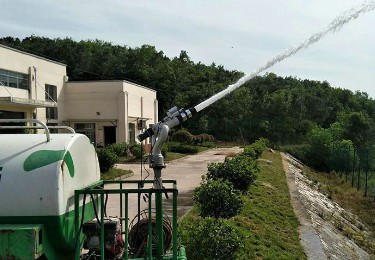 中聯(lián)重科灑水車電動(dòng)遙控水炮 中聯(lián)重科灑水車電動(dòng)遙控水炮