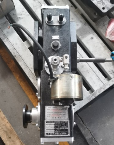 揚(yáng)中通發(fā)夾心取力器_YTQ200夾心取力器_YTQ250夾心取力器_全功率取力器 揚(yáng)中通發(fā)夾心取力器_YTQ200夾心取力器_YTQ250夾心取力器_全功率取力器