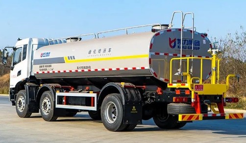 20���|�L(f��ng)���\С���S��ˮ܇_�|�L(f��ng)���\ǰ�ĺ���20����ˮ܇